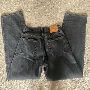 Levi’s baggy dad jeans